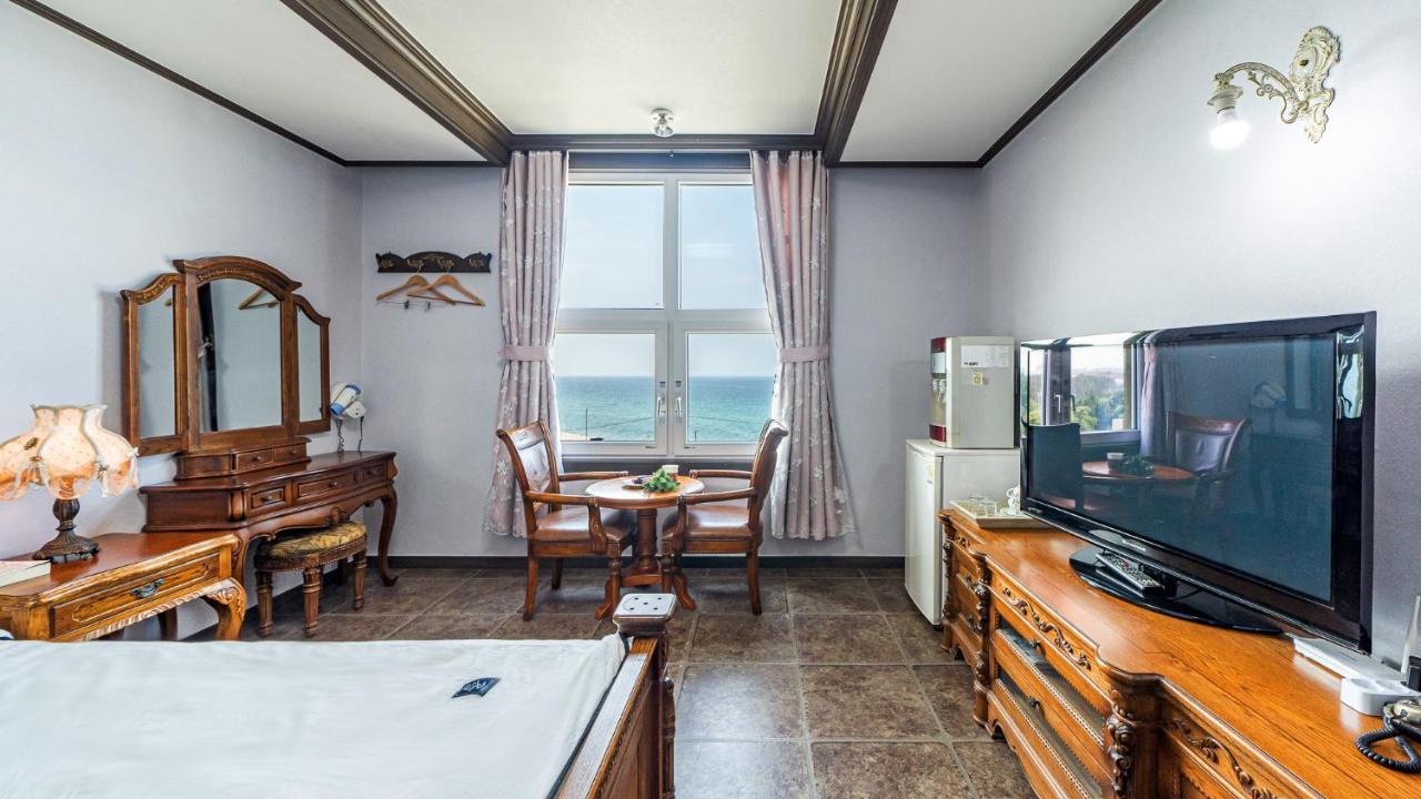 Pension Badawa Gangneung Exterior photo