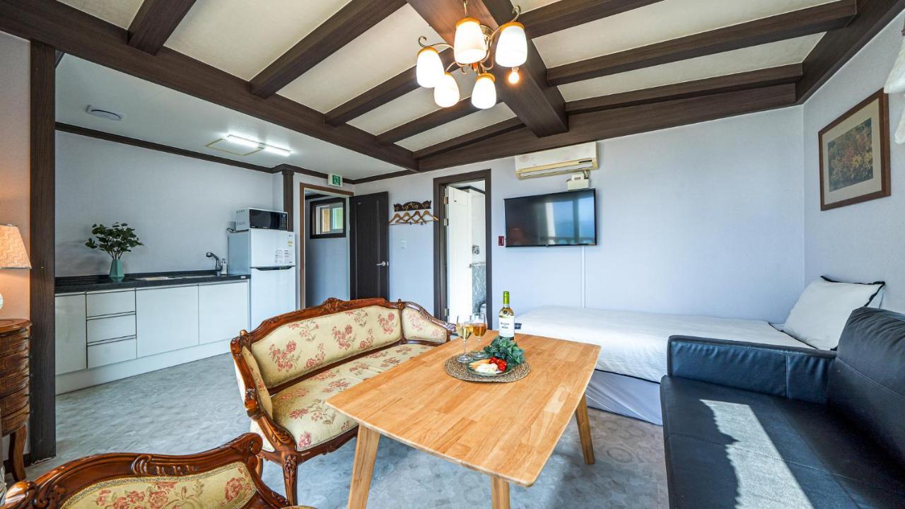 Pension Badawa Gangneung Exterior photo